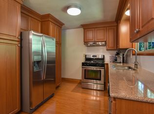 24105 Brier Rd, Brier, WA 98036