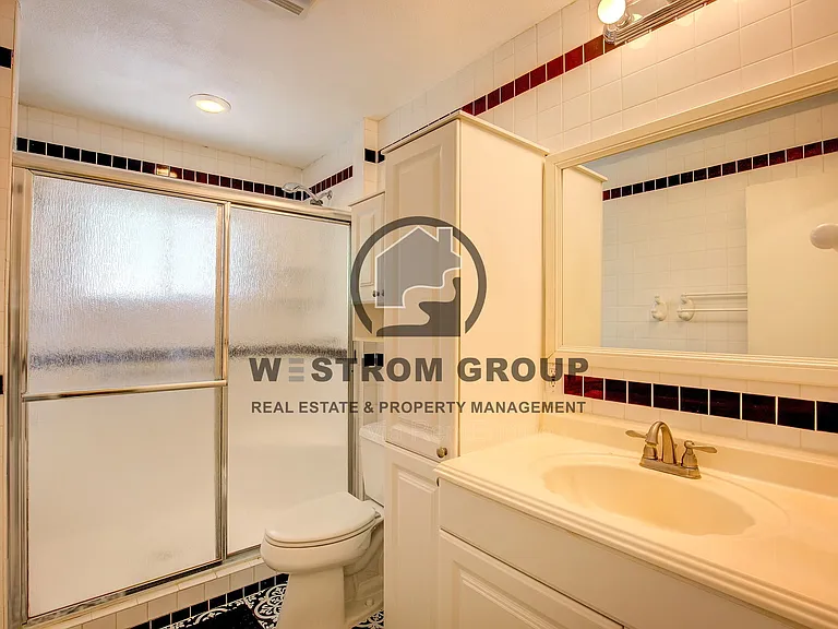 1308 Marshalldale Dr — Photo 8