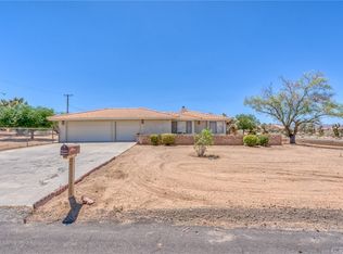 58623 Santa Barbara Ave, Yucca Valley, CA 92284