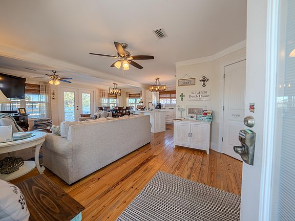 2nd image of 6607 Sunset Ave