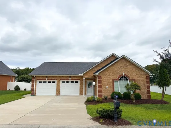 3403 Cobblestone Ln, Hopewell, VA 23860