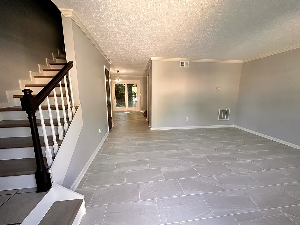 1424 Springleaf Cir SE