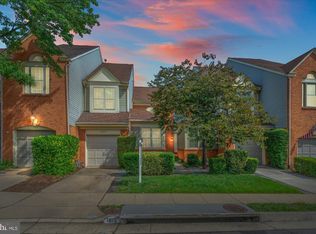 1812 Duffield Ln, Alexandria, VA 22307