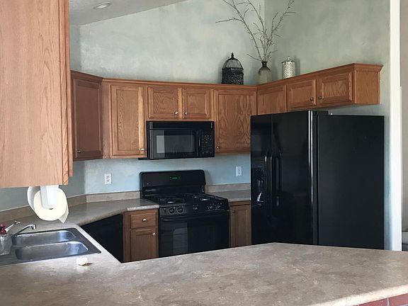 5th image of 93 W Daybreak Ln #11