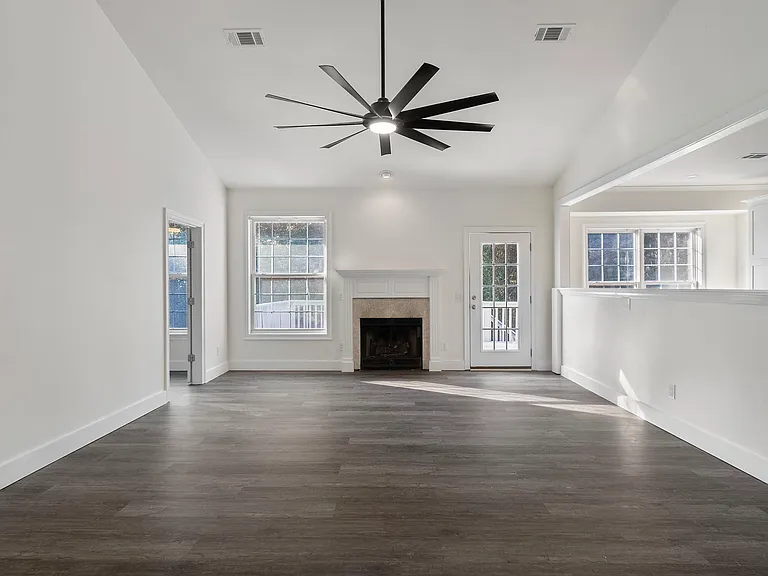 800 Shadow Ridge Dr — Photo 40