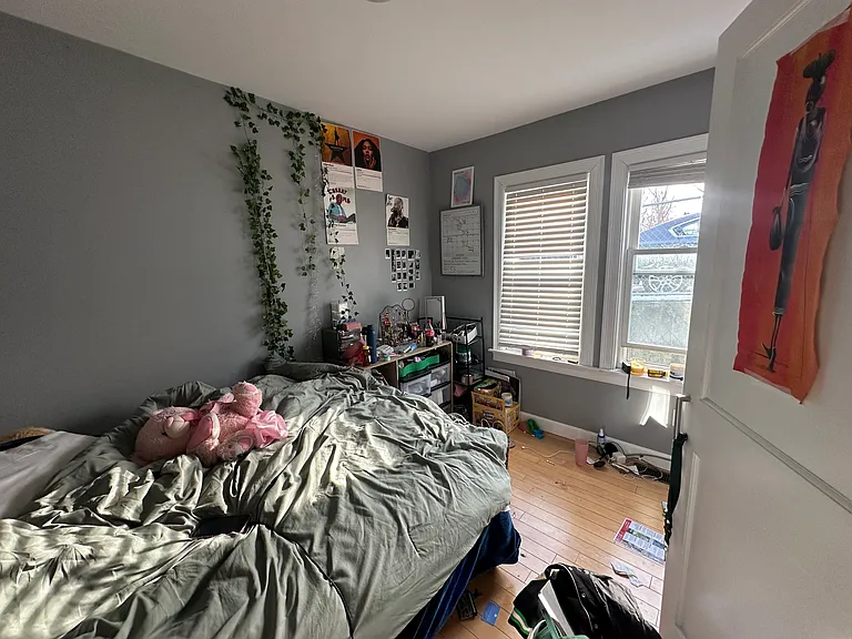 31-33 Thornton St #1A — Photo 8