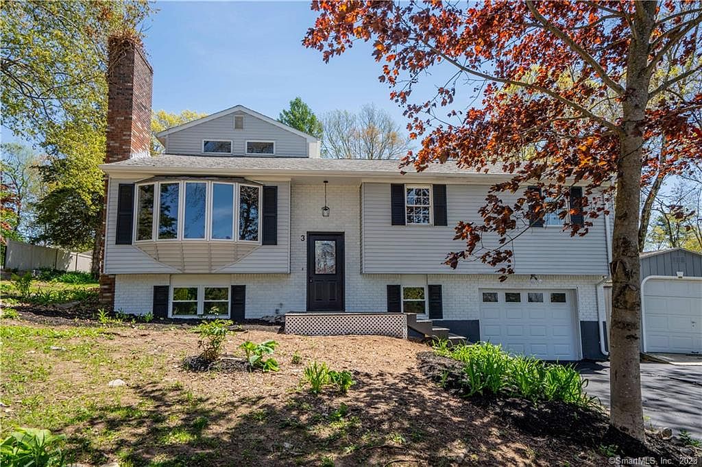 3 Plainview Dr, Danielson, CT 06239 Zillow