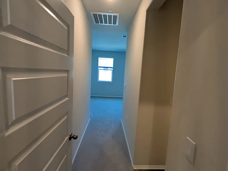 404 Lotus Dr #404 — Photo 7