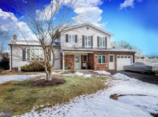 8 Beth Ann Way, Ewing, NJ 08638