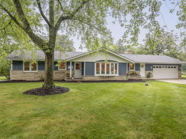 S38W26444 River View DRIVE, Waukesha, WI 53189