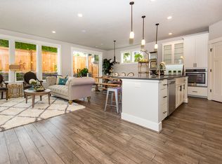 2578 SW McKenna Ave, Beaverton, OR 97006