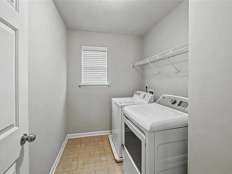1230 Grey Rock Way — Photo 22