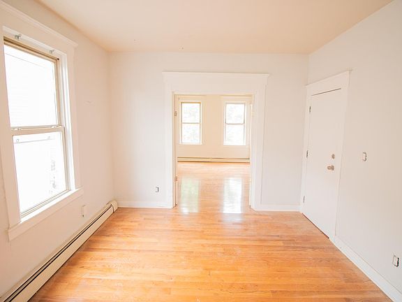 2nd image of 550 15th Ave Floor 3