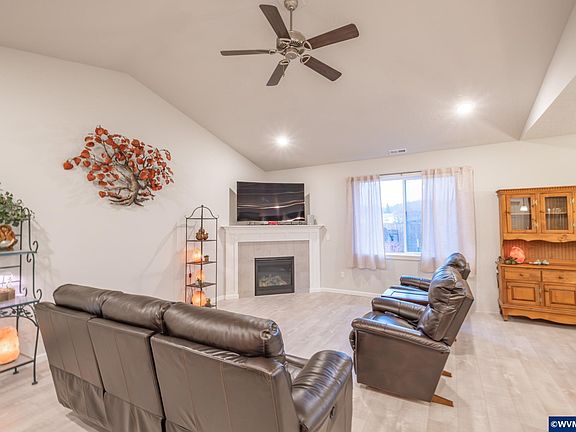 5th image of 6351 NE Ramble St