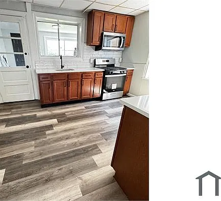 3011 W 6th St — Photo 6