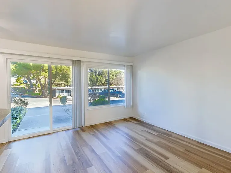 Silverado Gardens — Photo 15