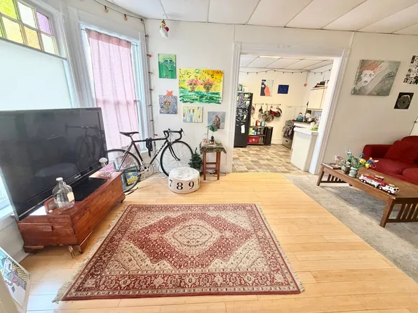 81-83 Monroe Street, 81-83 Monroe St, Burlington, VT 05401