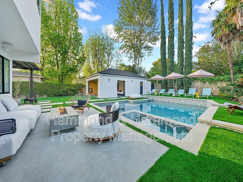 5 bed, 4.5 bath, 3244 sqft, $12,995 — Photo 3