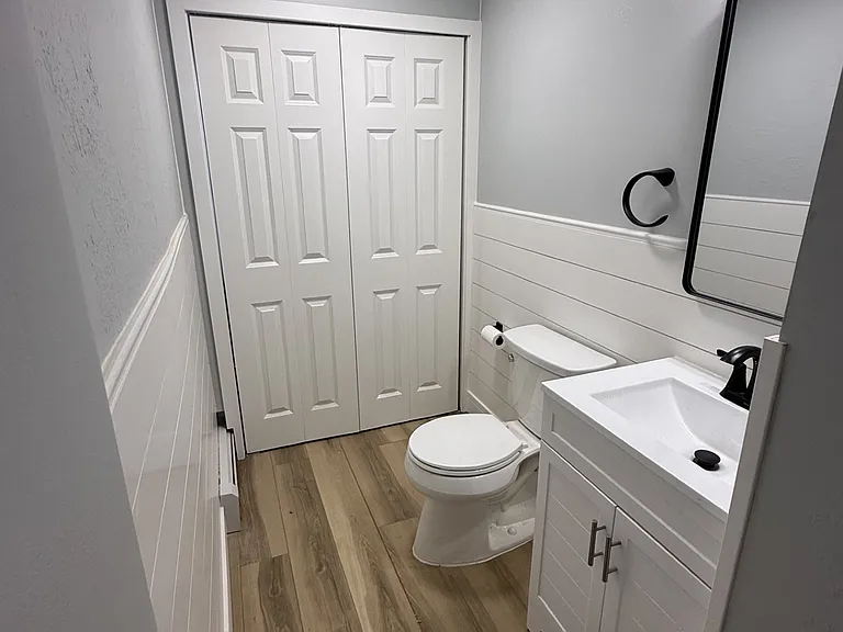 327 1st Ave #2 — Photo 7