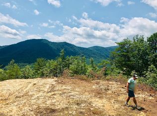 Four Wheel Dr, Marion, NC 28752