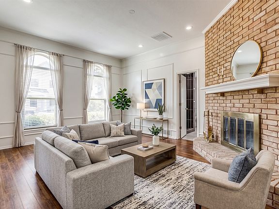 2nd image of 5809 Orchid Ln