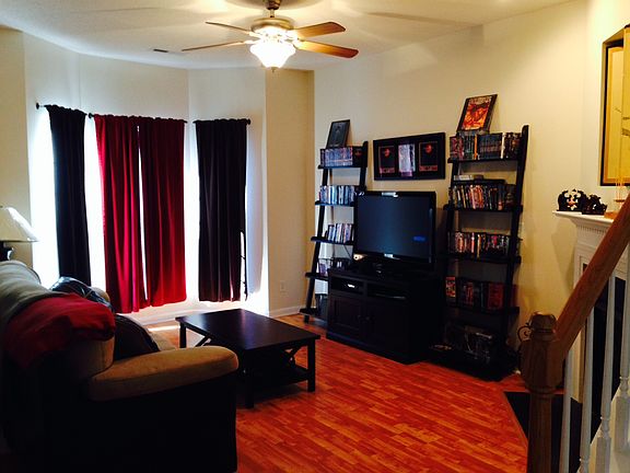 2nd image of 1136 Briarwood Dr
