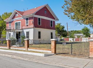 1315 Alametos, San Antonio, TX 78201