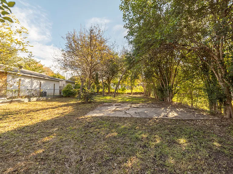 238 Yucca St — Photo 19