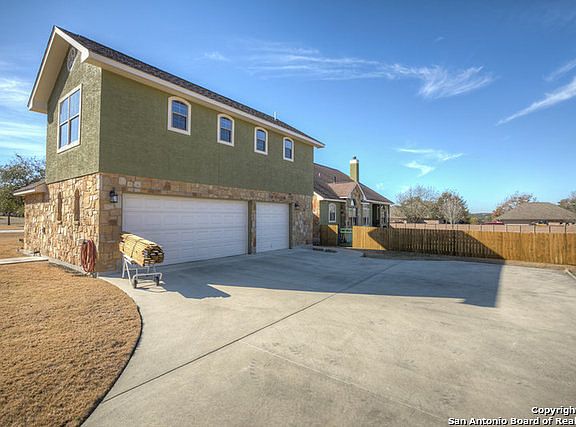 5th image of 244 Texas Country Dr
