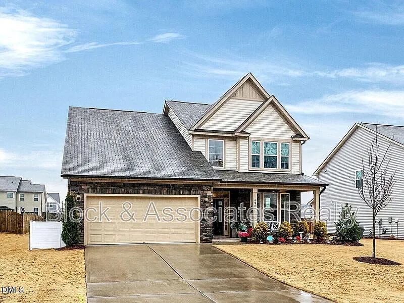 4 bed, 3.5 bath, $2,595 — Photo 3
