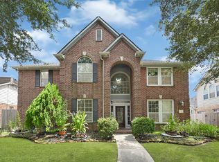 13911 Blue Vista Dr, Sugar Land, TX 77498