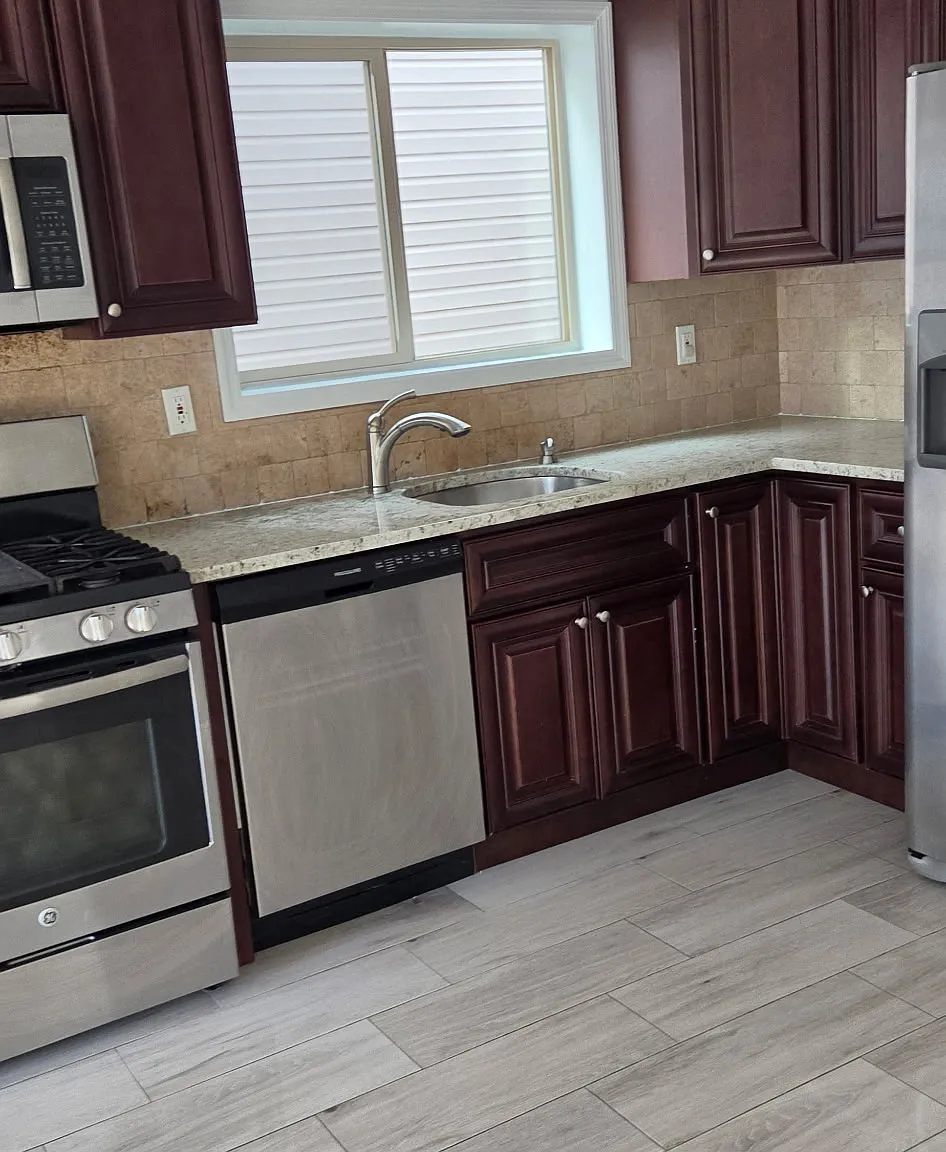 3 bed, 1500 sqft, $3,000 — Photo 2