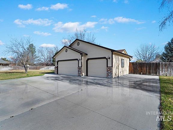 3rd image of 2510 San Marco Way