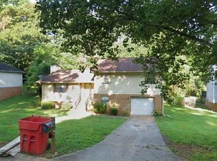 6941 Vesta Brook Dr, Morrow, GA 30260