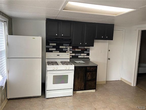 4th image of 3018 Grant Blvd