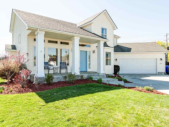 3rd image of 3123 S Bannen Ct