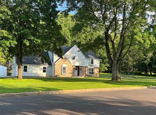 6176 Hidden Valley Dr, Doylestown, PA 18902