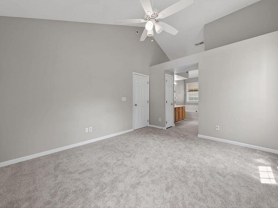 1st image of 701 Arbor Greene Dr