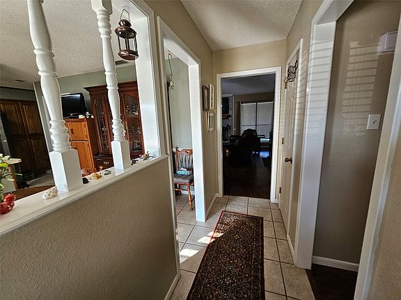 5th image of 1418 Prairie Wind Blvd