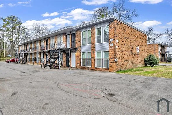 2 bed, $725 — Photo 2