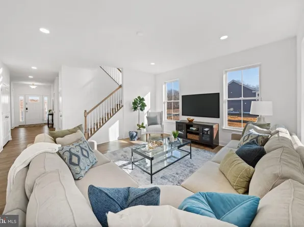 1621 Schwinn St, Middletown, DE 19709