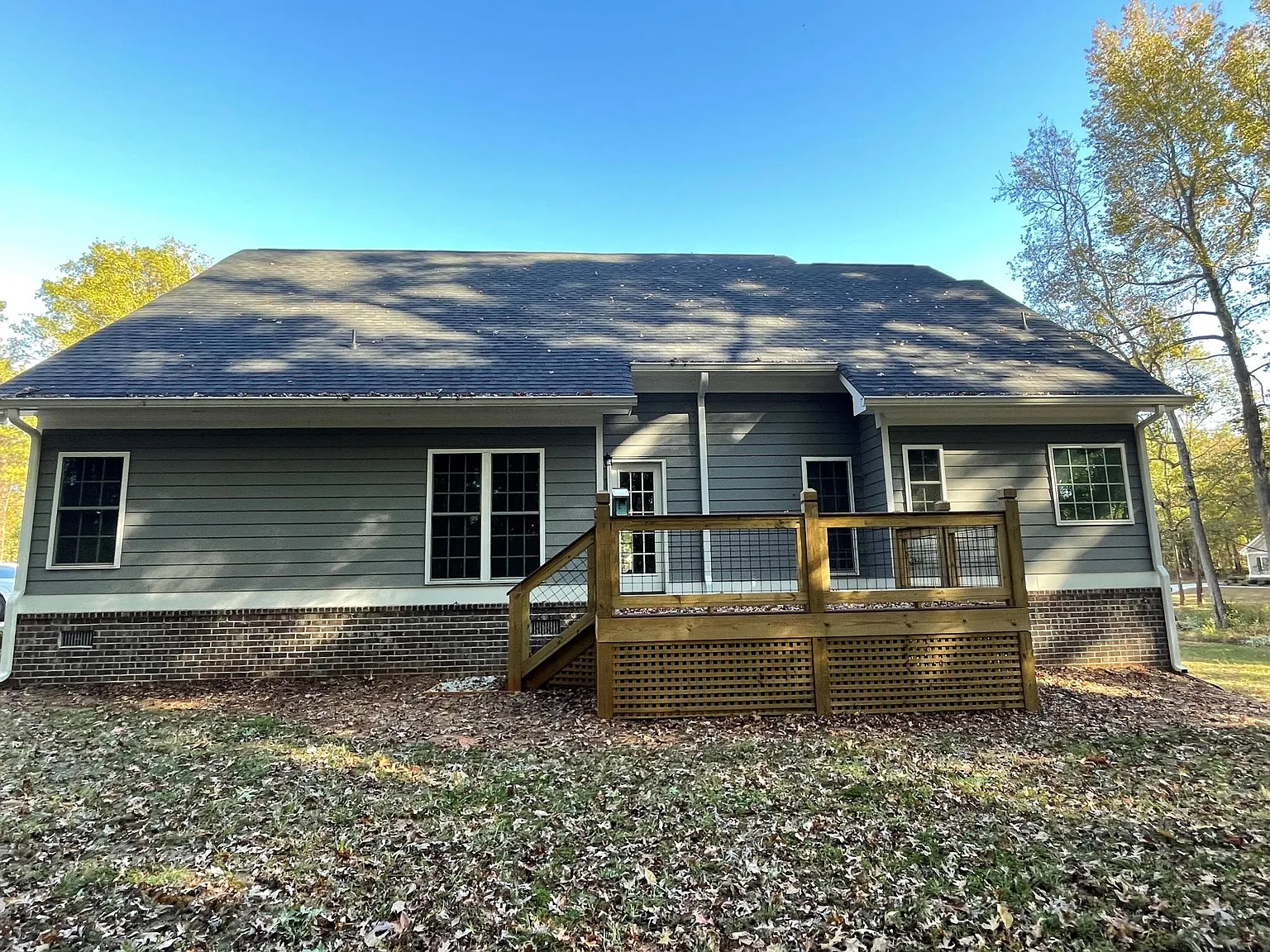 3 bed, 2050 sqft, $2,500 — Photo 2