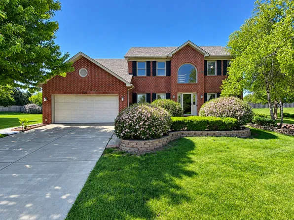 720 Kendridge Ct, Aurora, IL 60502