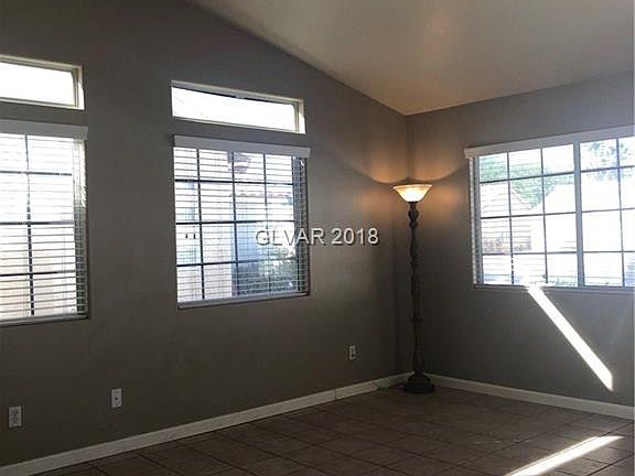 3rd image of 6271 Curlew Dr
