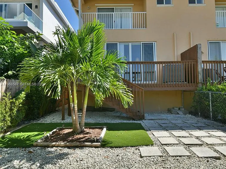 2780 SW 33rd Ave — Photo 34