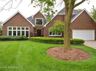 20 Founders Pointe N, Bloomingdale, IL 60108