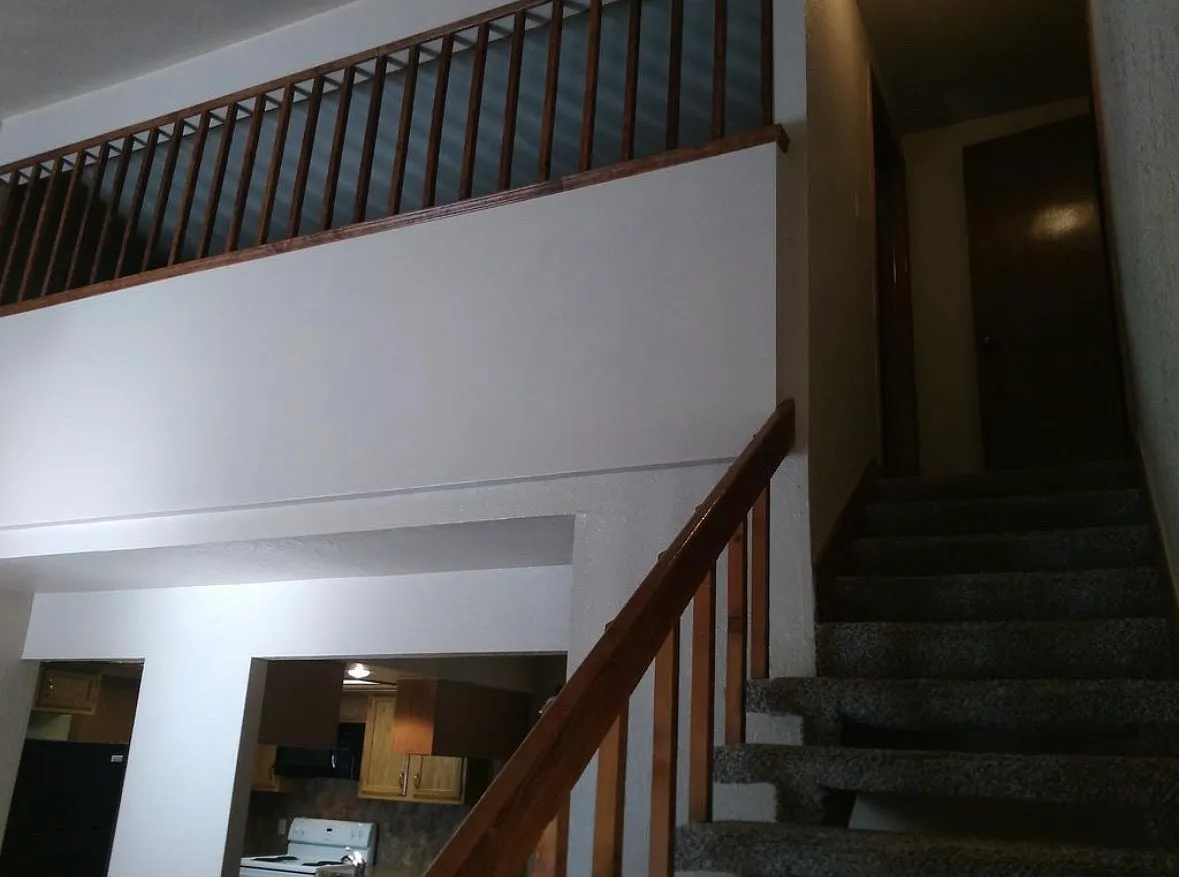 2 bed, 2.5 bath, 1221 sqft, $1,400 — Photo 3