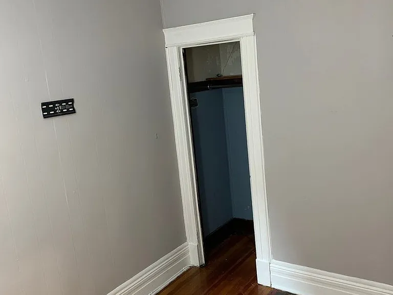 223 Western Ave — Photo 14