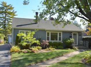939 S Ardmore Ave, Villa Park, IL 60181