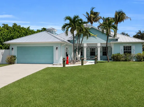 10831 SE Pinegrove Street, Tequesta, FL 33469
